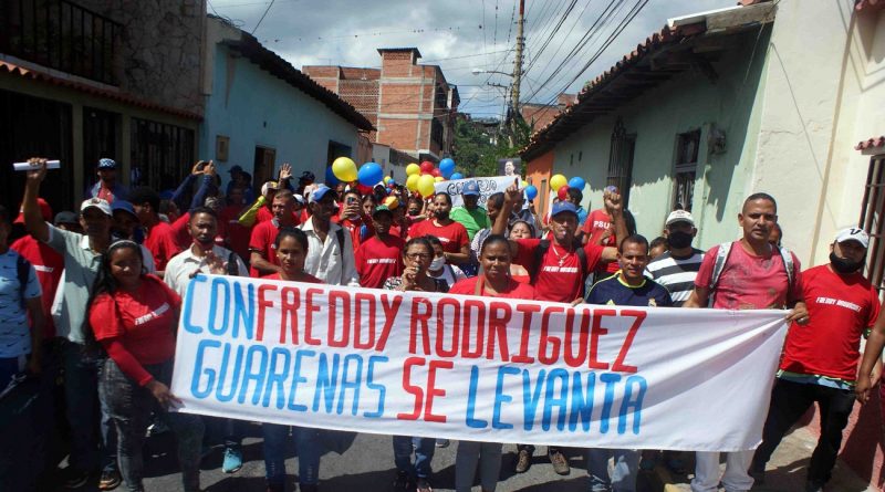 Otorgaron recursos económicos  a 10 consejos comunales de Guarenas
