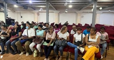 Más de 70 emprendedores participan en taller de finanzas en Guarenas